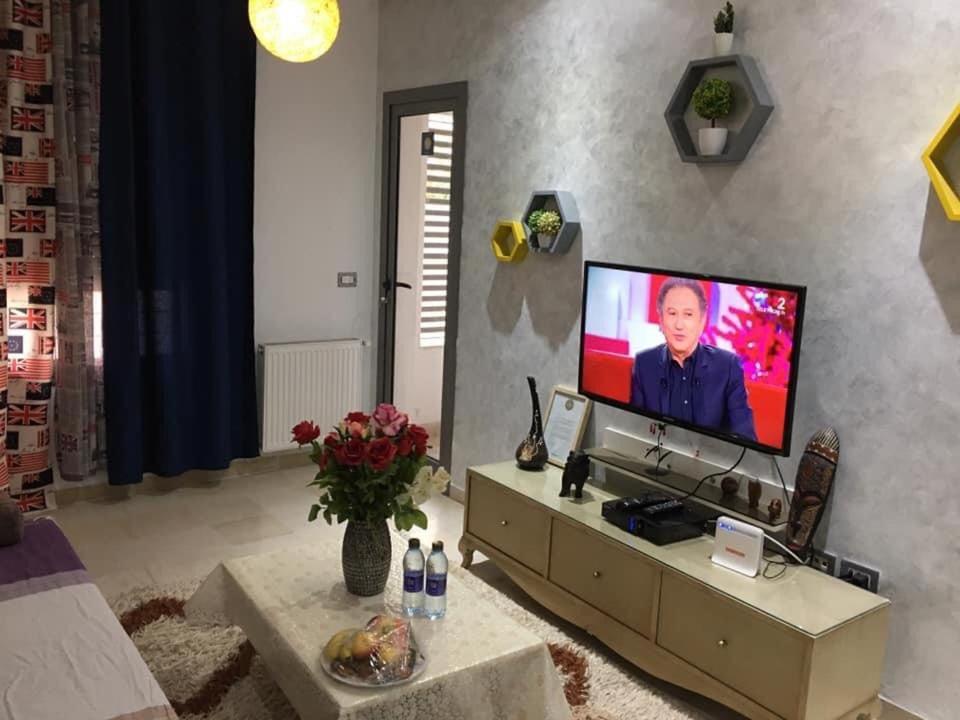 Appart Haut Standing A Tunis El Aouina Екстериор снимка